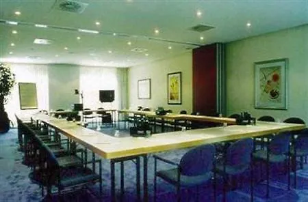 IntercityHotel Hamburg Altona