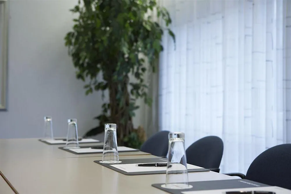 Intercityhotel Hamburg Altona 3*,  Germany