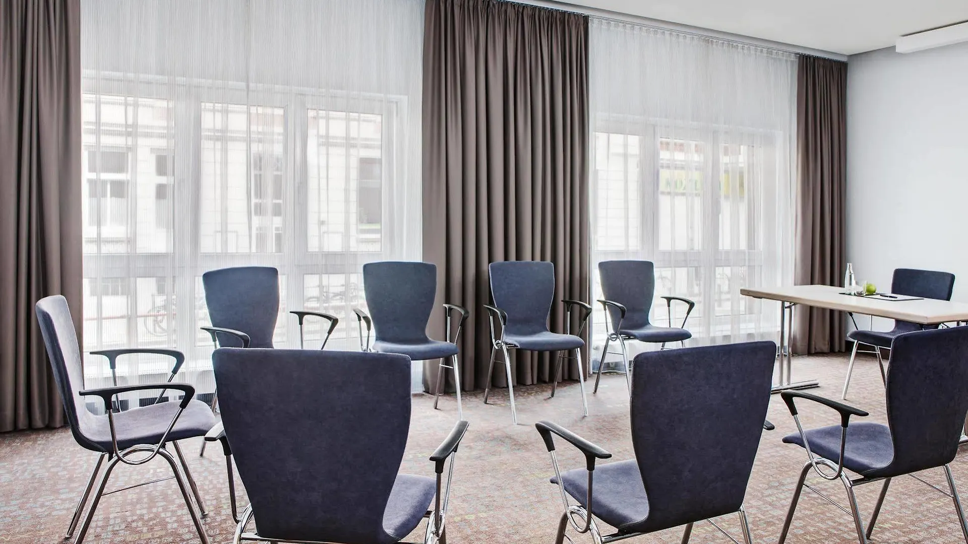 Intercityhotel Hamburg Altona 3*,  Germany