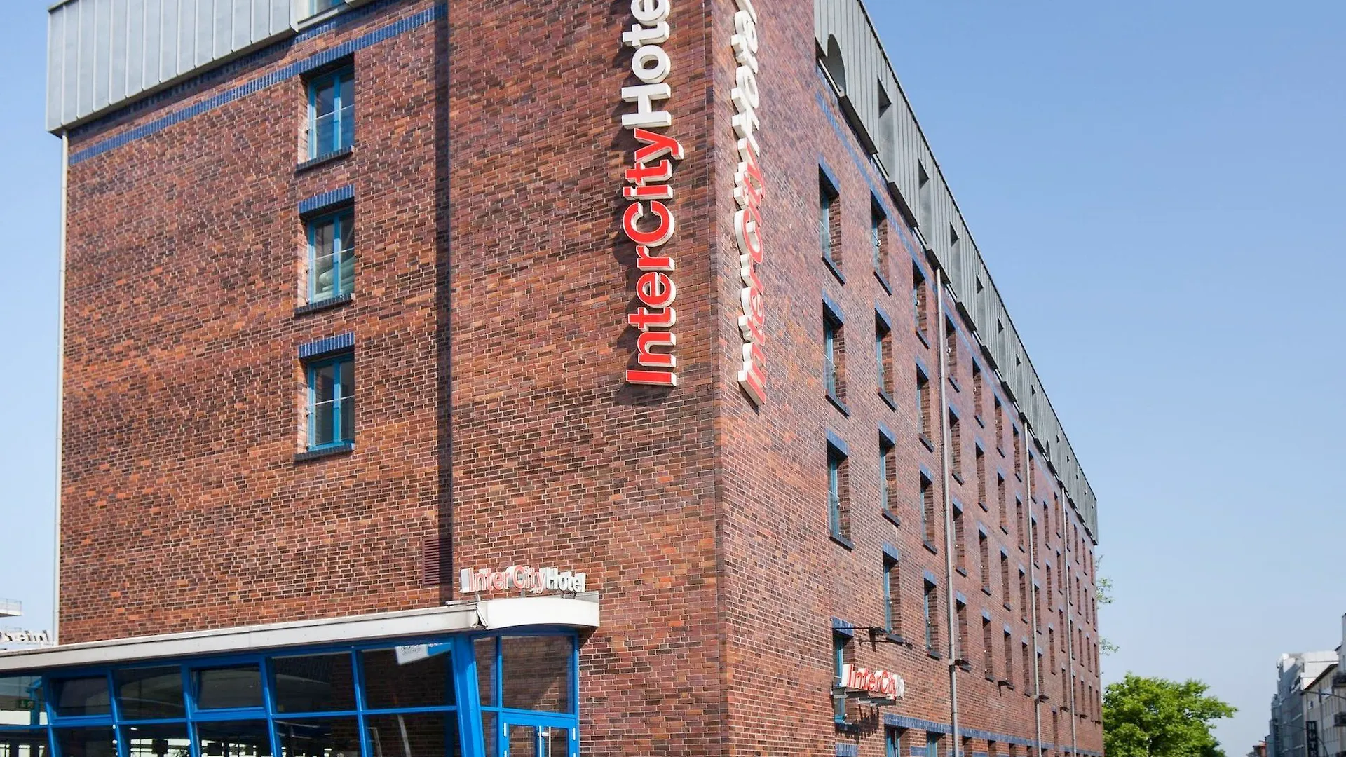 Intercityhotel Hamburg Altona contacts