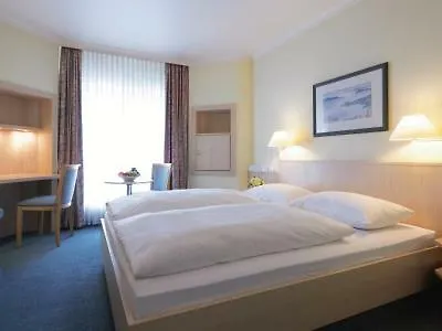 Intercityhotel Hamburg Altona Hotel